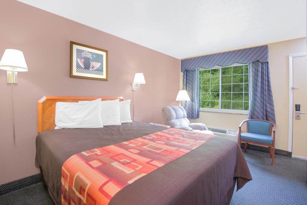 Travelodge By Wyndham Мэнсфилд Экстерьер фото